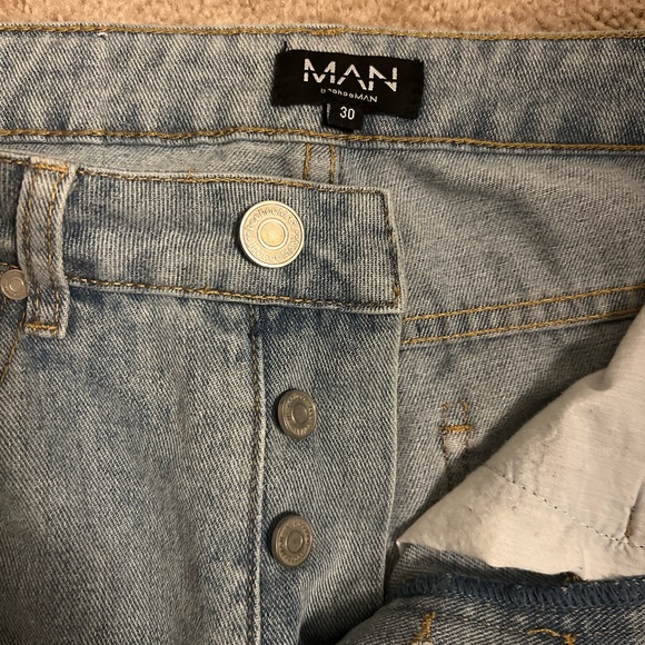 SKINNY STRETCH EXPLODED KNEE RIPPED ZIPPERED ANKLE JEANS - Picture 6 of 7